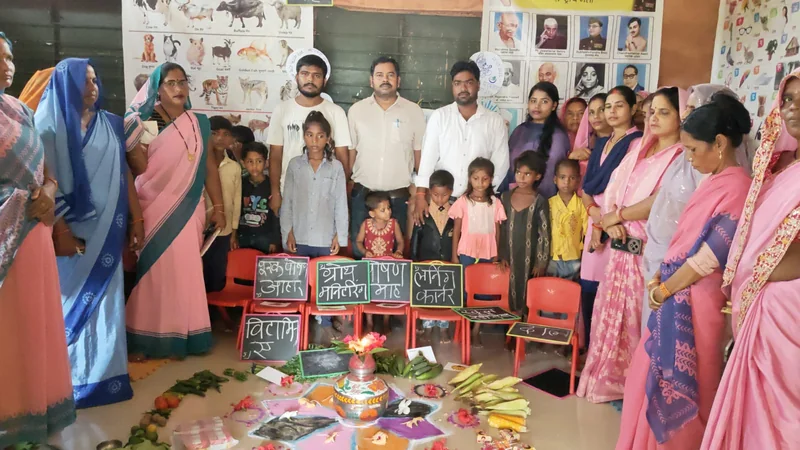 पोषण पखवाड़े के तहत नौढिया आंगनबाड़ी केंद्र में मनाया गया पोषण दिवस